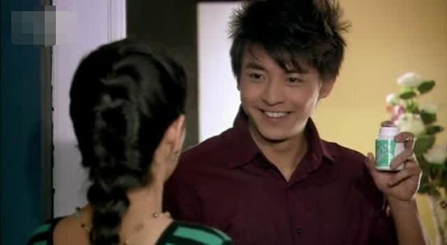 吃瓜娱乐圈撩男的故事